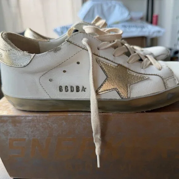 Golden Goose Sneakers Women Size 6 White and Gold - Picture 2 of 8